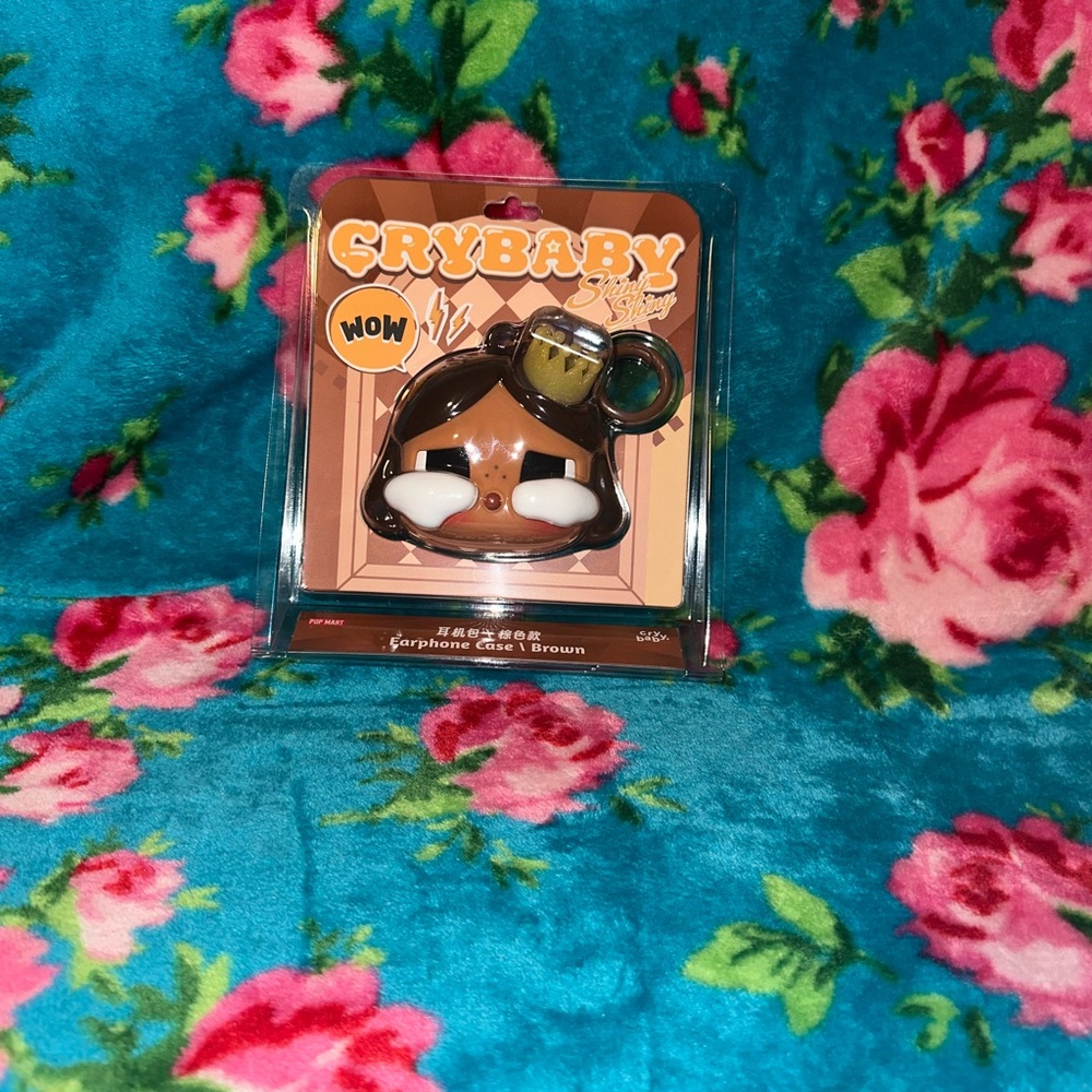 CRYBABY - Shiny Shiny Earphone Case